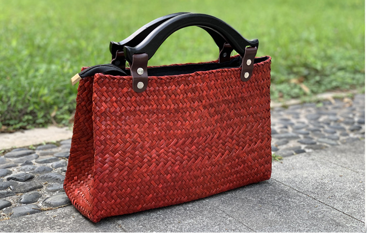 Straw Rattan woven ethnic style handbag